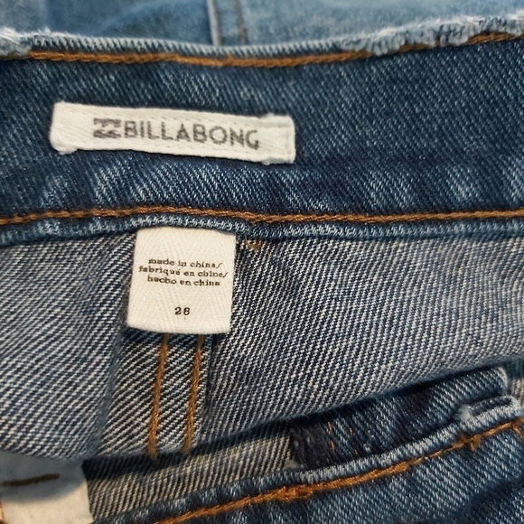 📣2/40$📣 BILLABONG denim jeans skirt size 28 Y2K - Picture 7 of 8